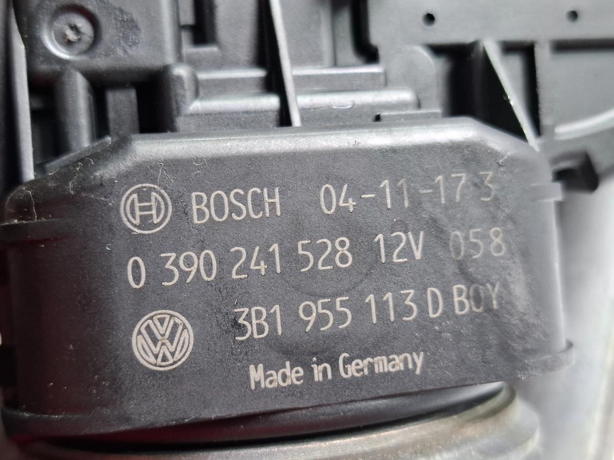 Ansamblu stergatoare SKODA SUPERB 3U4 2001 - 2008 TDI AVF, AWX BOSCH 0390241528 3B1955131D