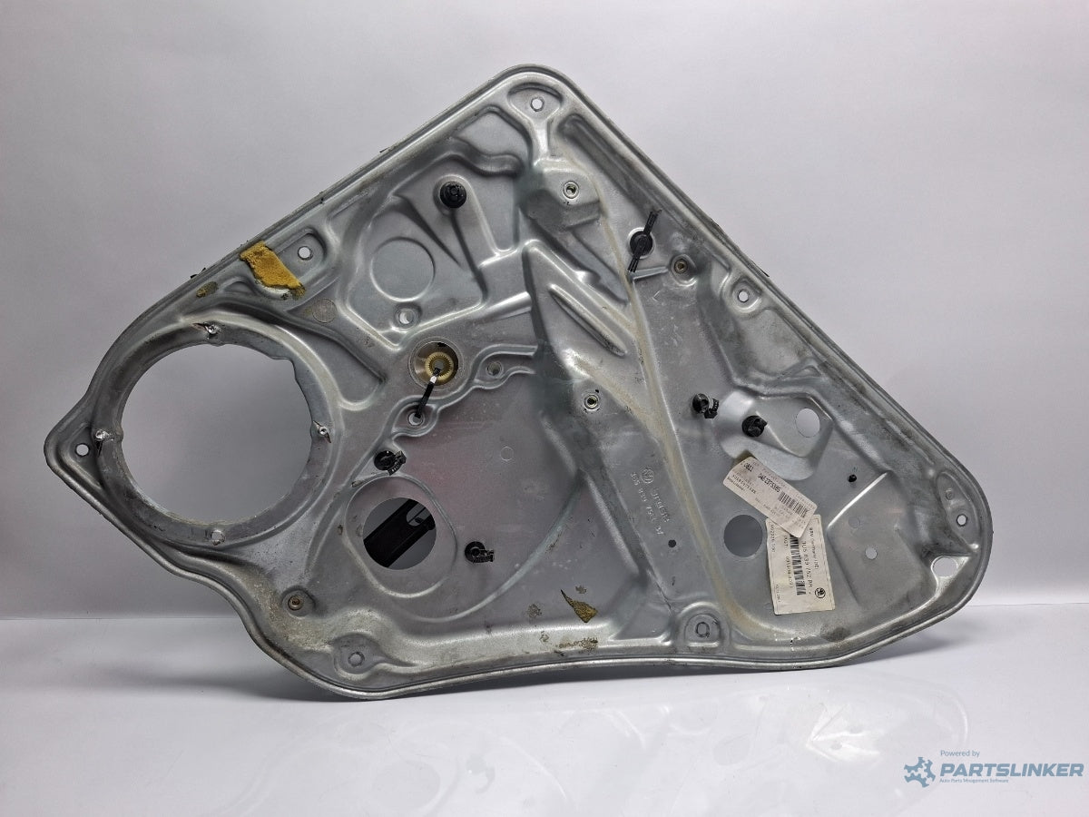 Macara Geam dreapta spate SKODA SUPERB 3U4 2001 - 2008 TDI AVF, AWX 3B5839756C , 3U5839752BR