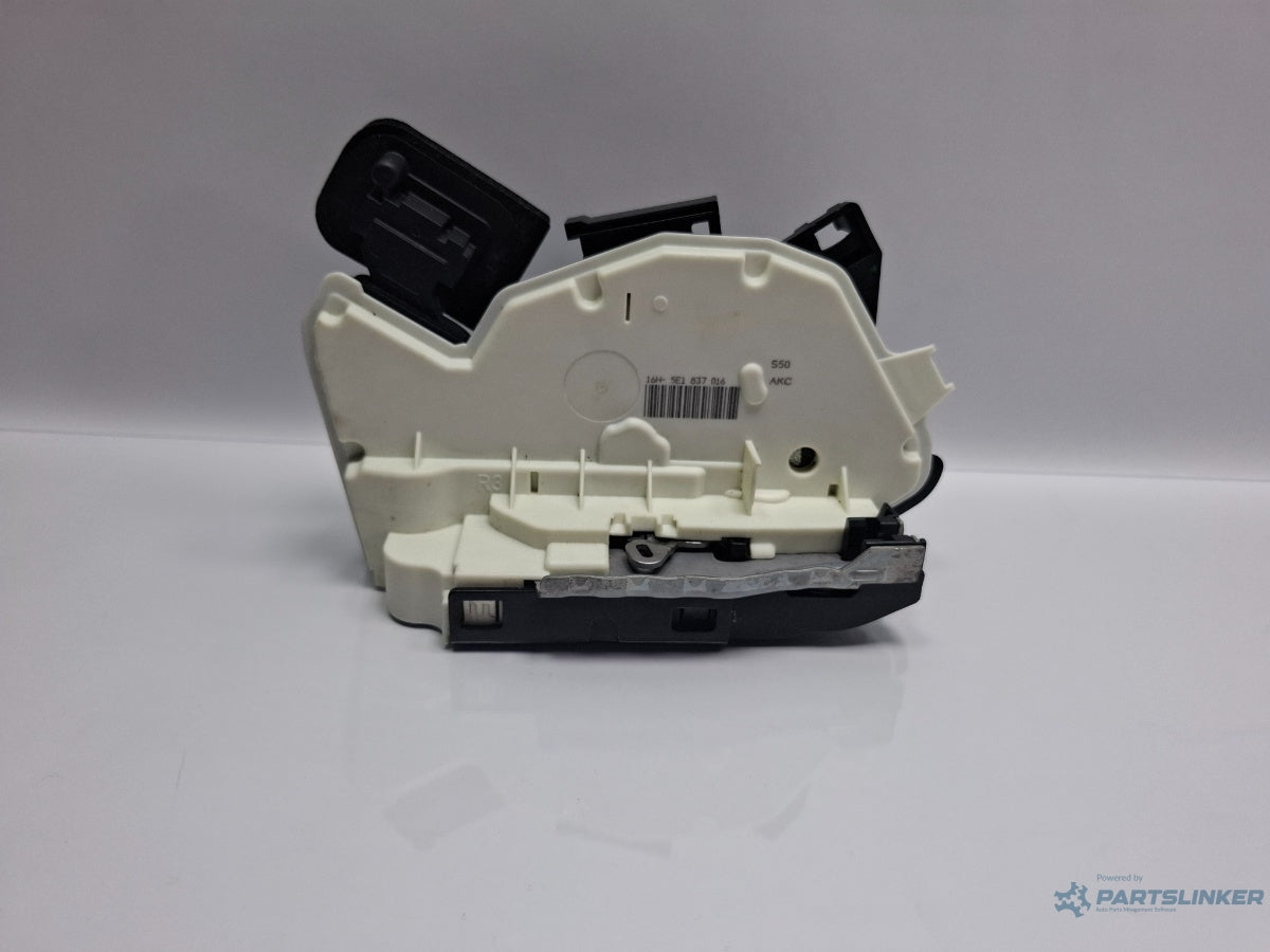 Broasca usa dreapta fata SKODA OCTAVIA Combi 5E5 2012 - > TDI CKFC, CRMB, CYKA 5E1837016