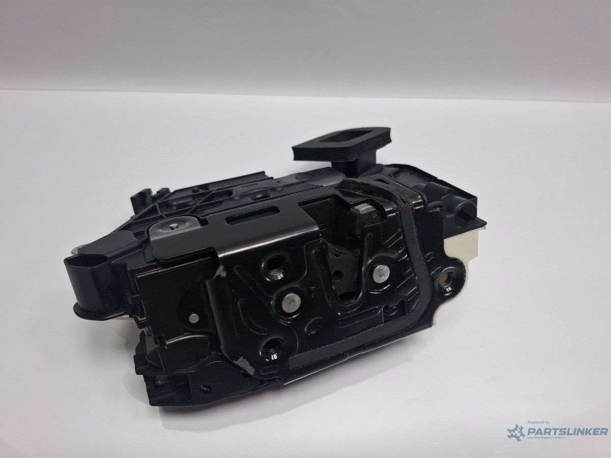 Broasca usa dreapta fata SKODA OCTAVIA Combi 5E5 2012 - > TDI CKFC, CRMB, CYKA 5E1837016