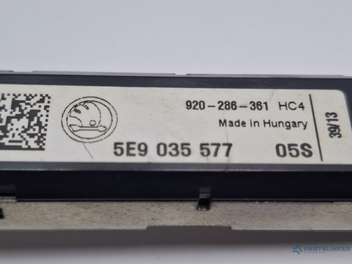 Modul antena SKODA OCTAVIA Combi 5E5 2012 - > TDI CKFC, CRMB, CYKA 5E9035577