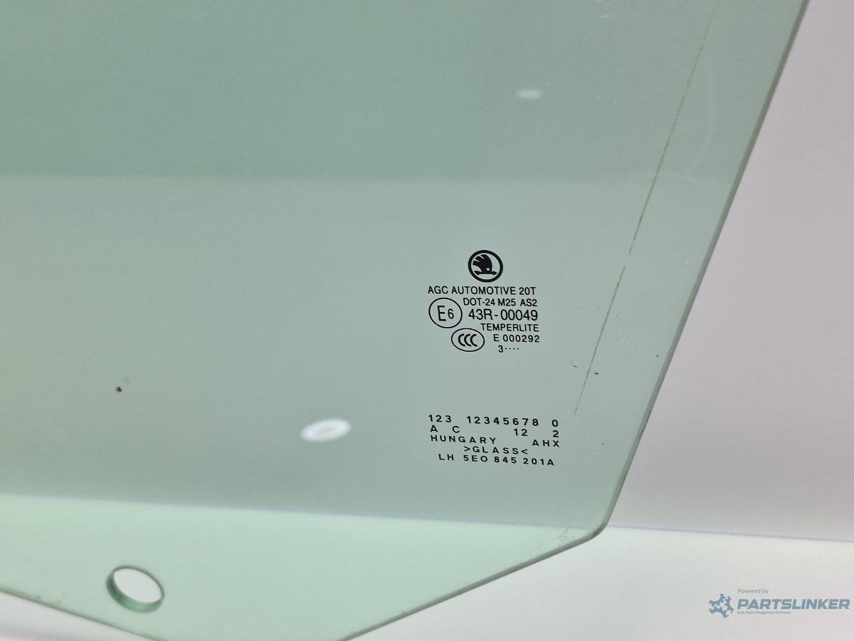 Geam usa stanga fata SKODA OCTAVIA Combi 5E5 2012 - > TDI CKFC, CRMB, CYKA AGC 43R-00049 5E0845201A
