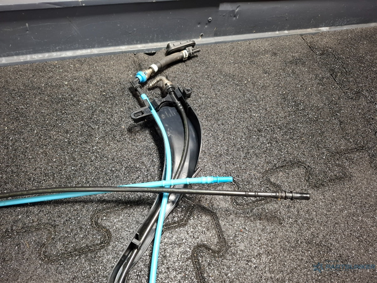 Conducte conbustibil SKODA OCTAVIA Combi 5E5 2012 - > TDI CKFC, CRMB, CYKA 5Q0200059CC