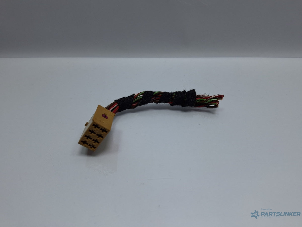 Mufa conector 8 pini SKODA OCTAVIA Combi 5E5 2012 - > TDI CKFC, CRMB, CYKA 3B7035447