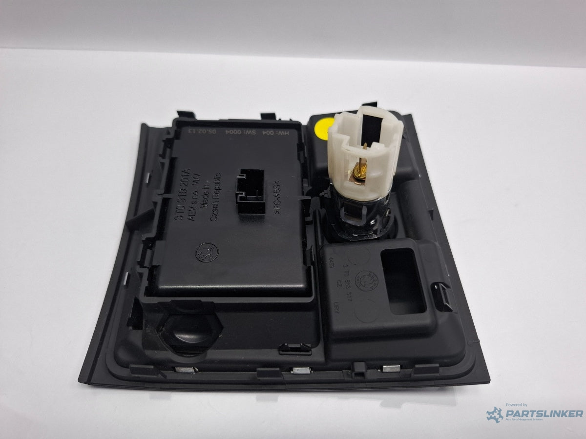 Display cotiera SKODA SUPERB III Estate 3T5 2009 - 2015 TDI CBBB, CFGB 3T0919201A