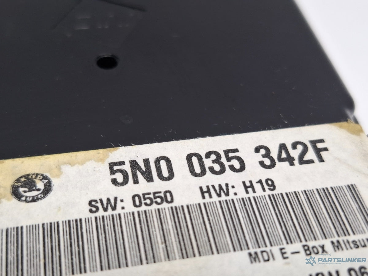 Modul multimedia SKODA SUPERB III Estate 3T5 2009 - 2015 TDI CBBB, CFGB 5N0035342F