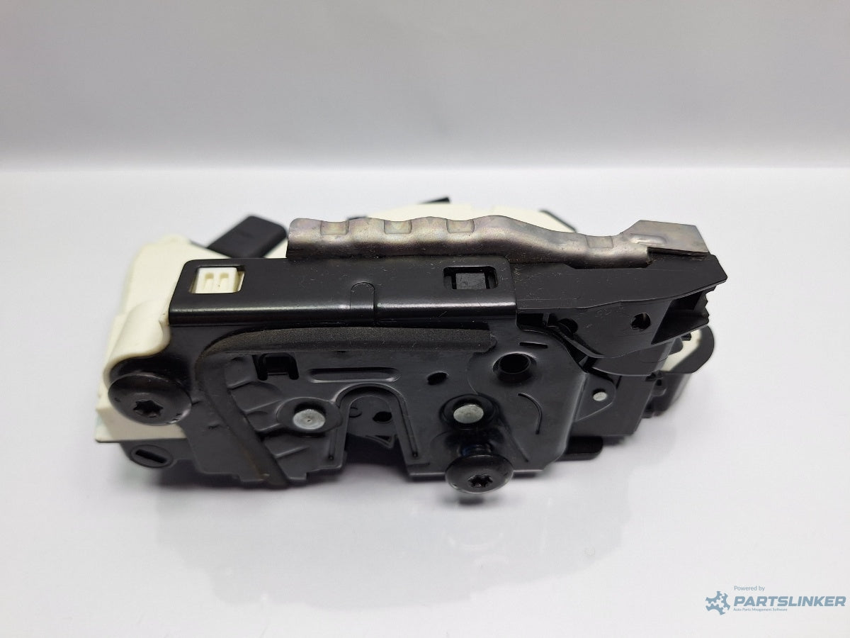 Broasca usa dreapta fata SKODA SUPERB III Estate 3T5 2009 - 2015 TDI CBBB, CFGB 1S1837016B