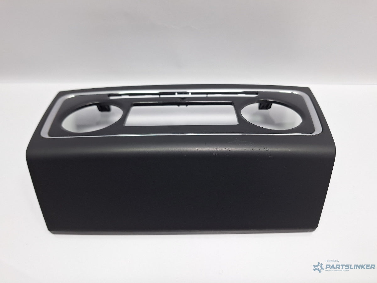 Rama panou clima SKODA SUPERB III Estate 3T5 2009 - 2015 TDI CBBB, CFGB 3T0863152D