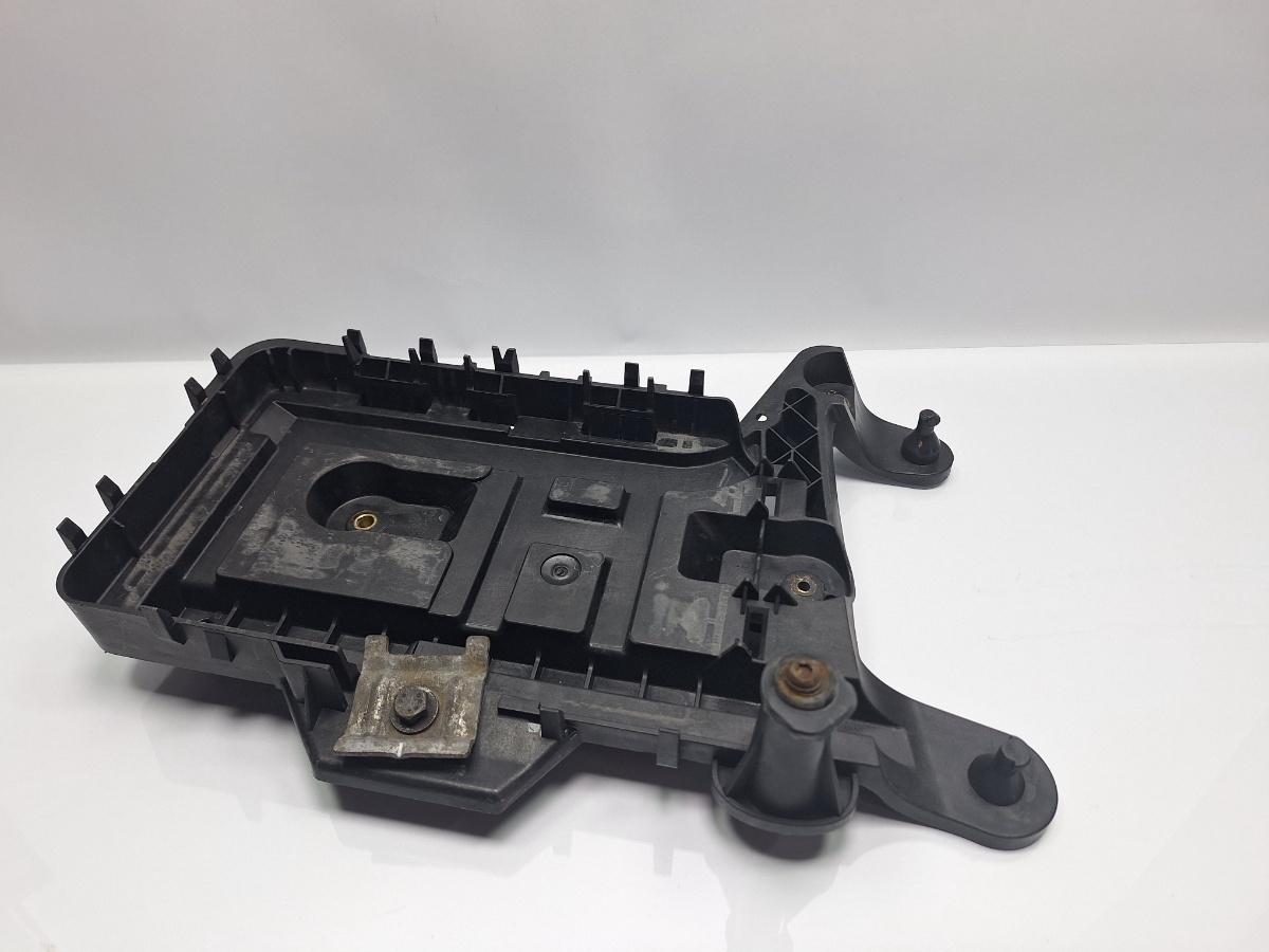 Suport baterie SKODA SUPERB II Estate 3T5 2009 - 2015 TDI CBBB, CFGB 1K0915333H