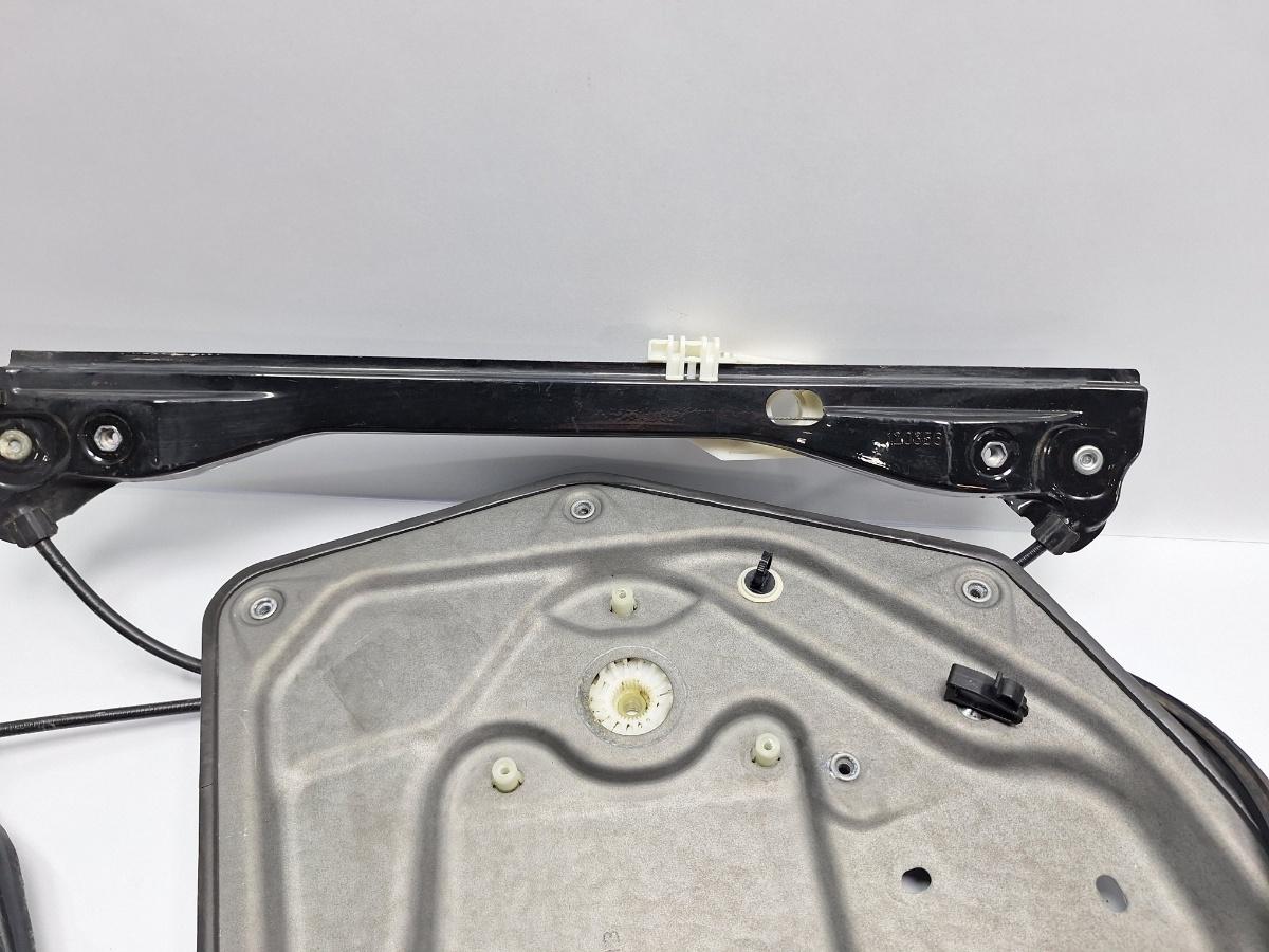 Macara geam dreapta fata SKODA SUPERB II Estate 3T5 2009 - 2015 TDI CBBB, CFGB 3T0837462A