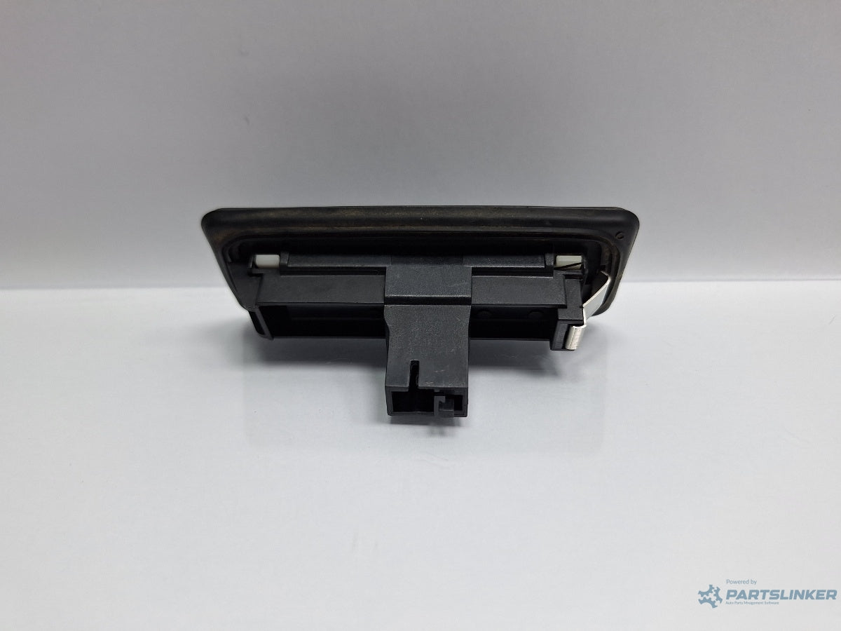 Buton deschidere hayon/portbagaj SKODA OCTAVIA Combi 5E5 2012 - > TDI CKFC, CRMB, CYKA 5E0827566