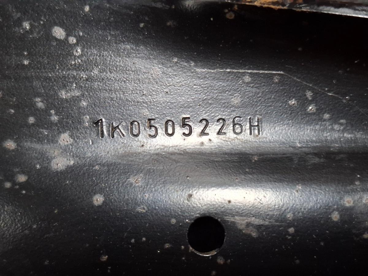 Brat bascula dreapta spate SKODA SUPERB II Estate 3T5 2009 - 2015 TDI CBBB, CFGB 1K0505226H