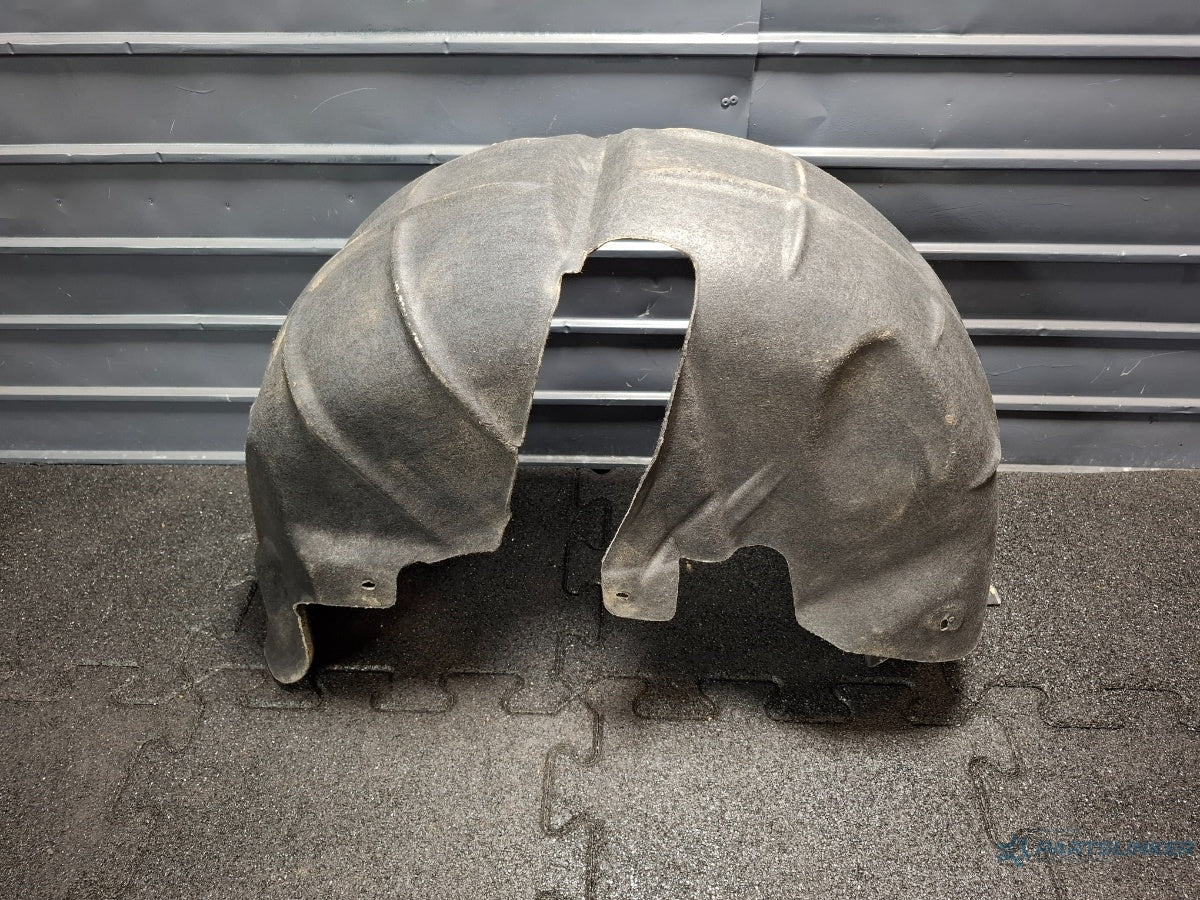 Carenaj roata stanga spate SKODA SUPERB III Estate 3T5 2009 - 2015 TDI CBBB, CFGB 3T0853833
