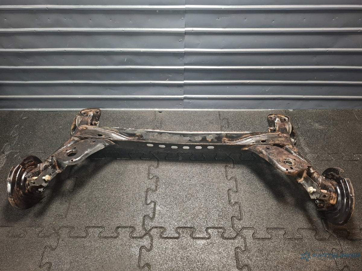 Punte spate SKODA OCTAVIA Combi 5E5 2012 - > TDI CKFC, CRMB, CYKA 5Q0501049D