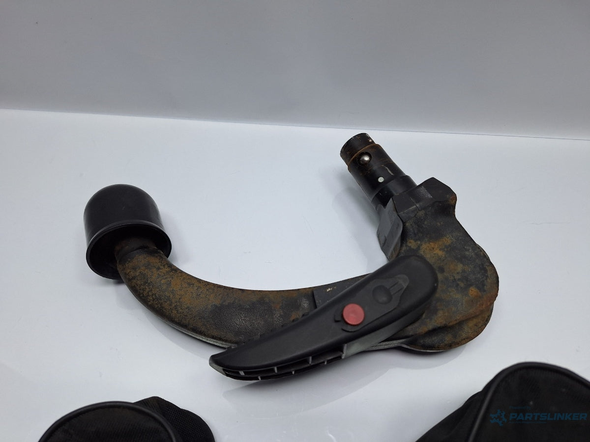 Carlig de remorcare SKODA OCTAVIA Combi 5E5 2012 - > TDI CKFC, CRMB, CYKA 5E0803882