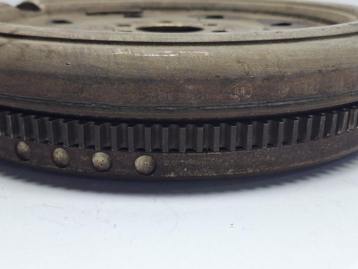 Volanta VOLKSWAGEN PASSAT Variant 3C5 2005 - 2011 TDI BMP 03G105266BD