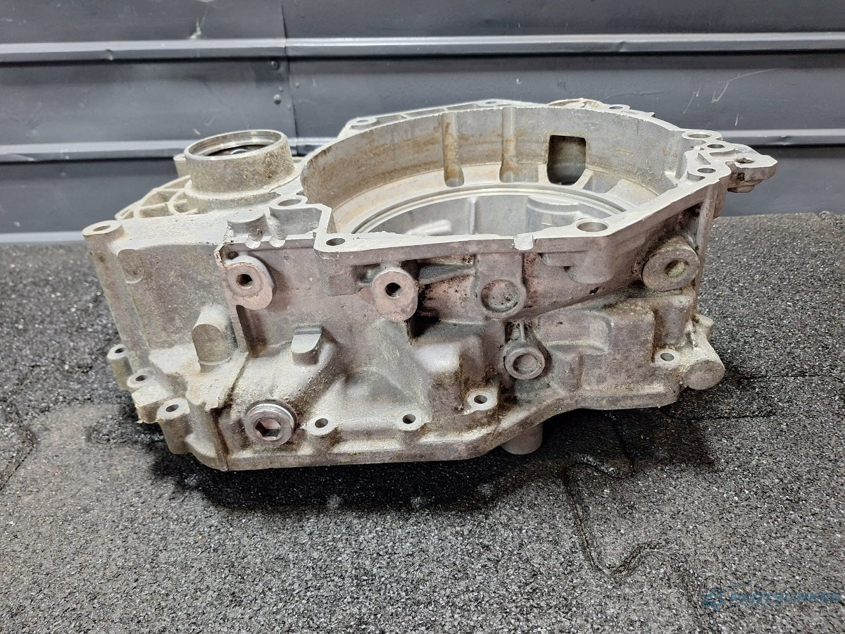 Carcasa ambreiaje cutie DSG VOLKSWAGEN PASSAT CC 357 2008 - 2012 TDI CBAB, CFFB LQV
