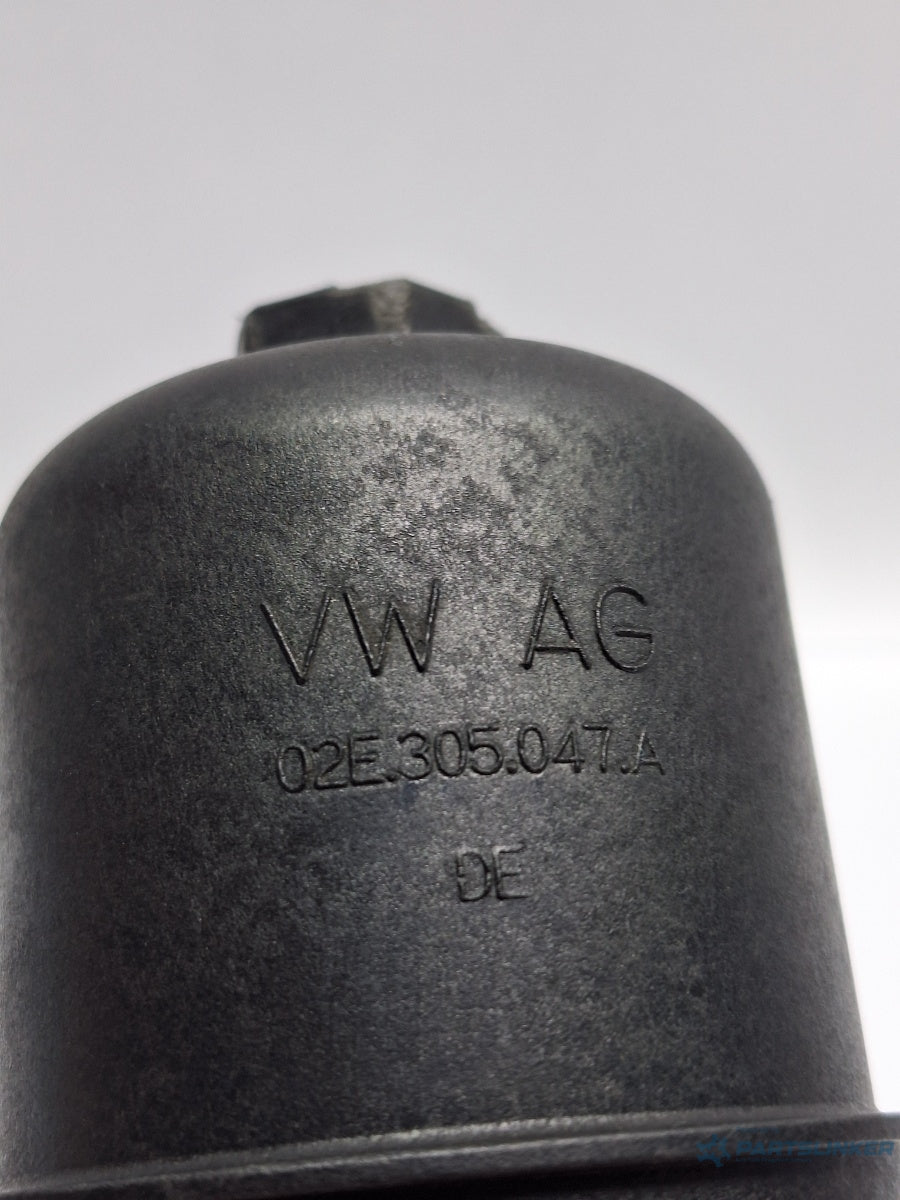 Capac filtru ulei cutie VOLKSWAGEN PASSAT CC 357 2008 - 2012 TDI CBAB, CFFB 02E305047A