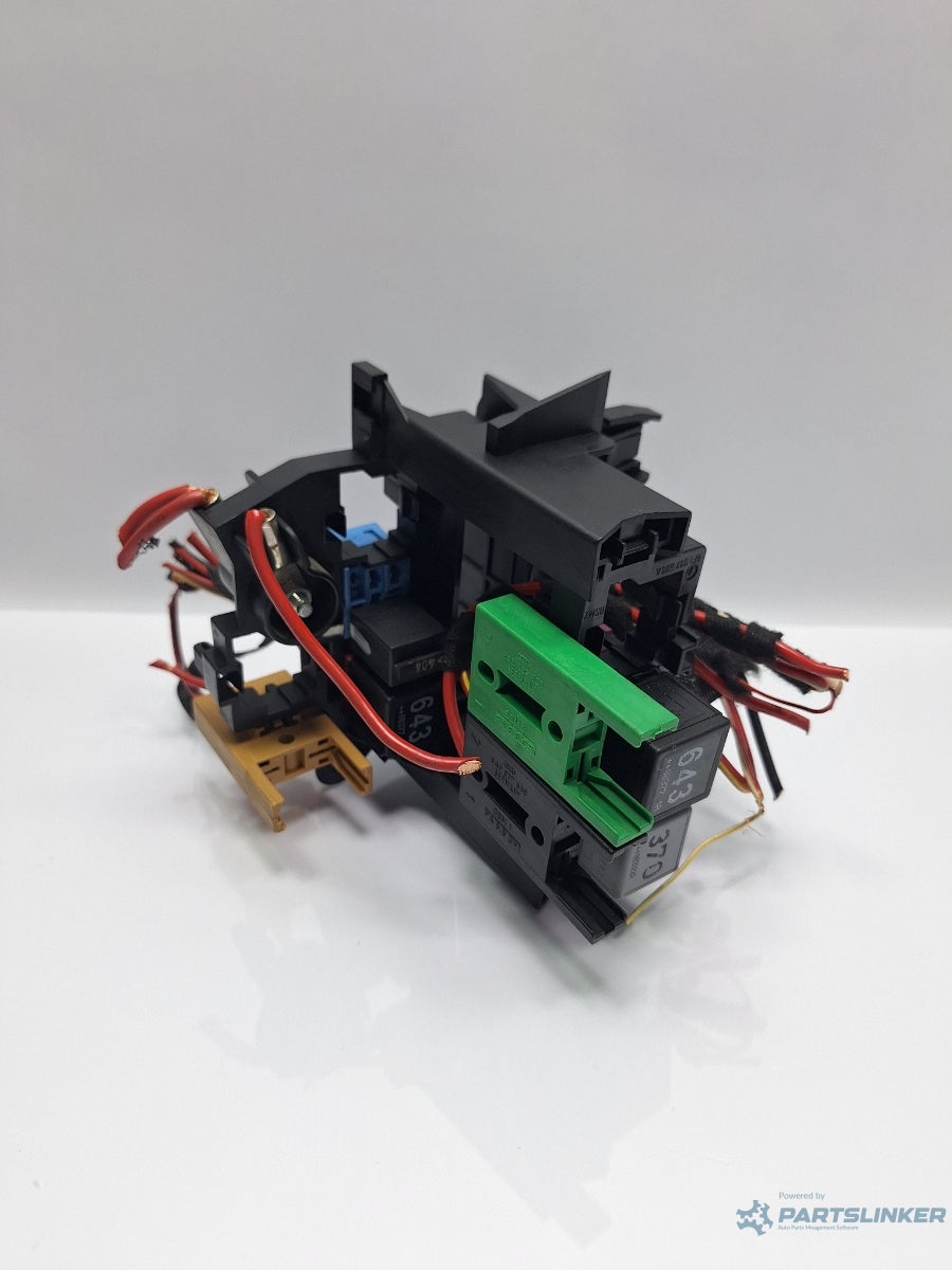 Panou sigurante AUDI A4 IV Avant 8K5, B8 2007 - 2015 TDI CAGA, CJCA, CMEA, CMFA 8K1937503A