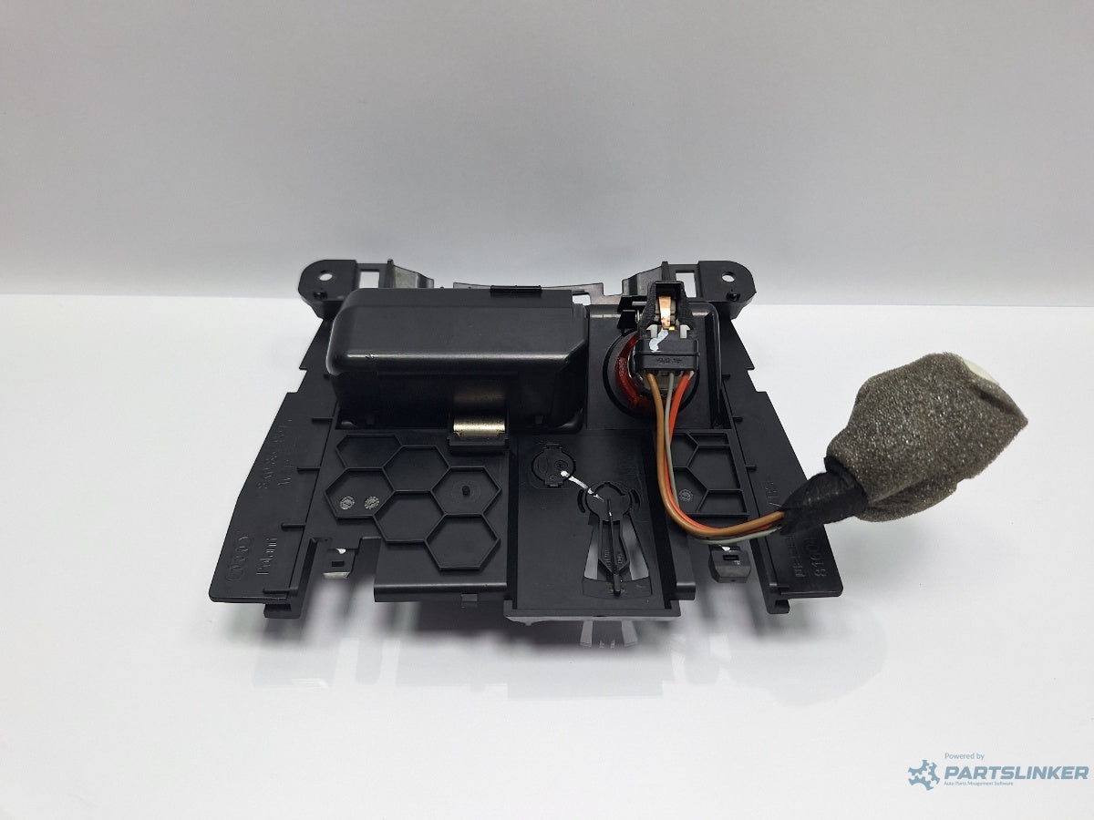 Scrumiera AUDI A4 IV Avant 8K5, B8 2007 - 2015 TDI CAGA, CJCA, CMEA, CMFA 8K0857951