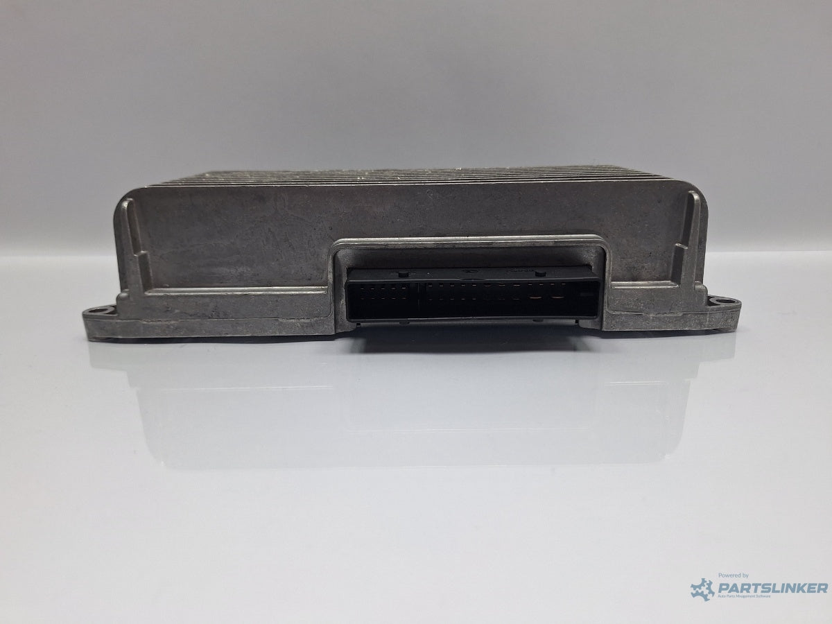 Amplificator de sunet AUDI A4 IV Avant 8K5, B8 2007 - 2015 TDI CAGA, CJCA, CMEA, CMFA 8T0035223AB