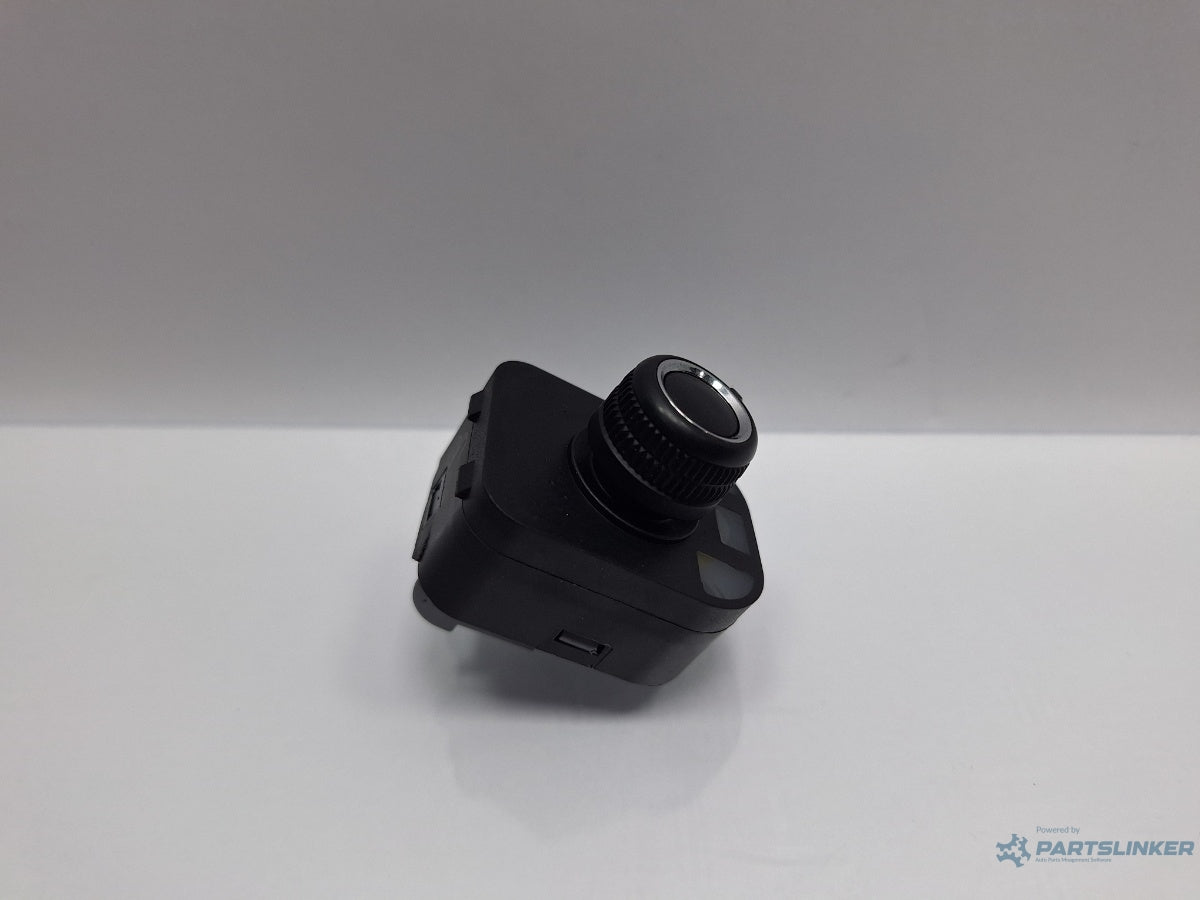 Buton reglaj oglinzi AUDI A4 IV Avant 8K5, B8 2007 - 2015 TDI CAGA, CJCA, CMEA, CMFA 8K0959565