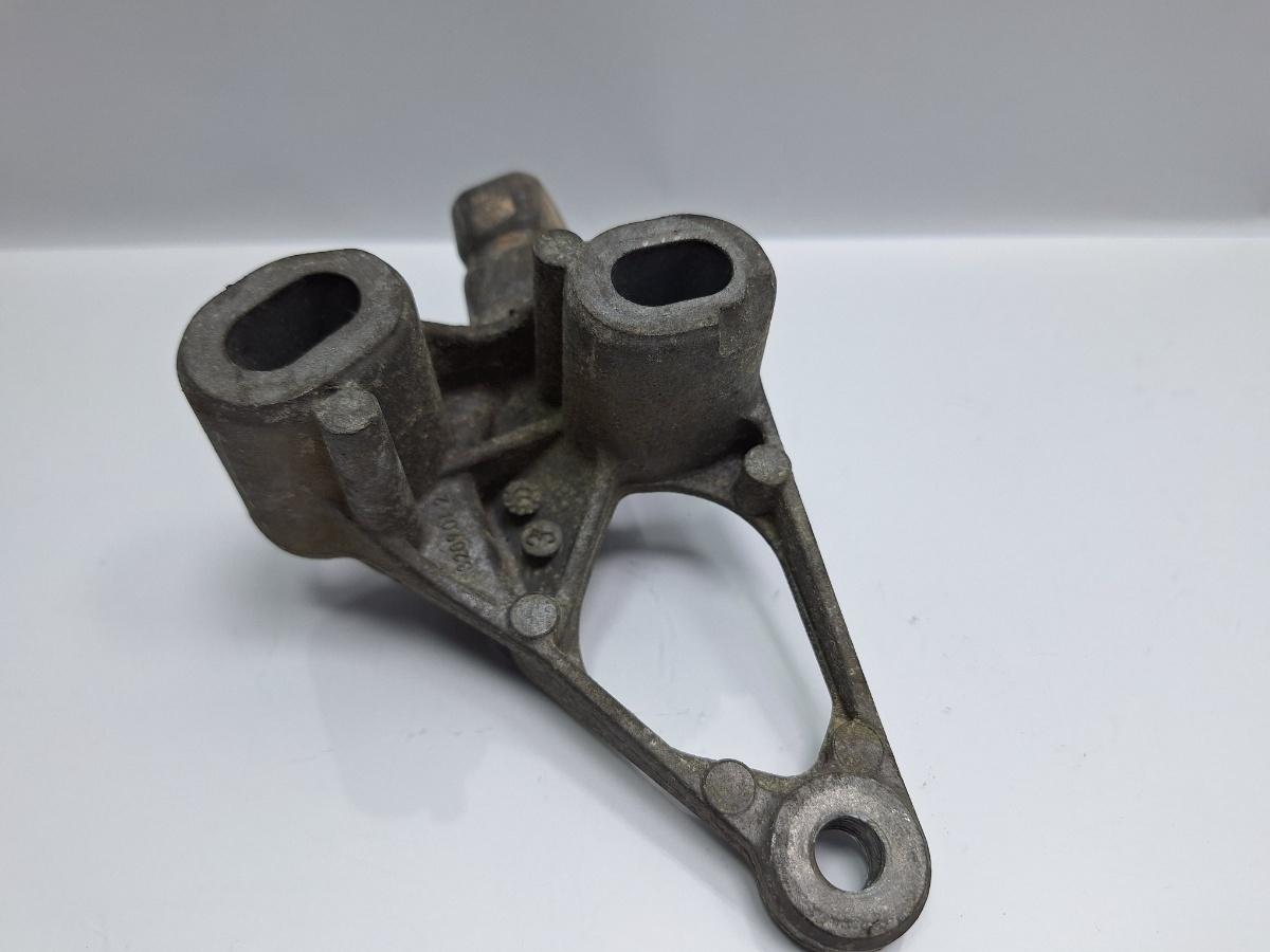 Suport tampon motor AUDI A4 IV Avant 8K5, B8 2007 - 2015 TDI CAGA, CJCA, CMEA, CMFA 8K0199343C