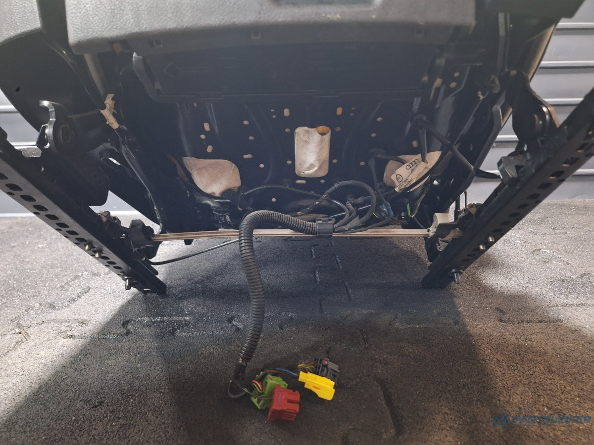 Scaun incalzit dreapta AUDI A4 IV Avant 8K5, B8 2007 - 2015 TDI CAGA, CJCA, CMEA, CMFA 8K0881806 , 8K0881406