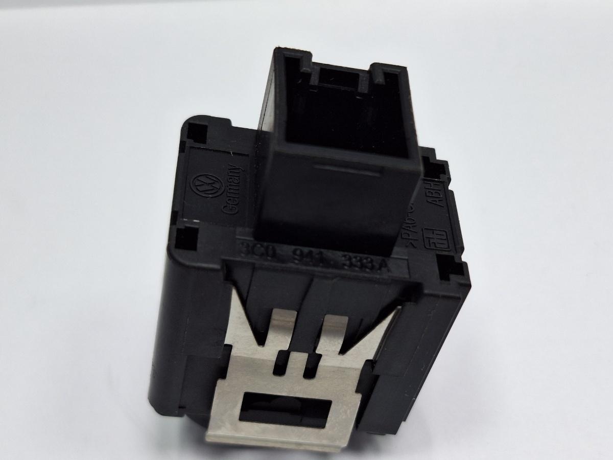 Comutator reglaj nivel faruri VOLKSWAGEN PASSAT 3C2 2005 - 2010 TDI 16V BKP, CBAB 3C0941333A
