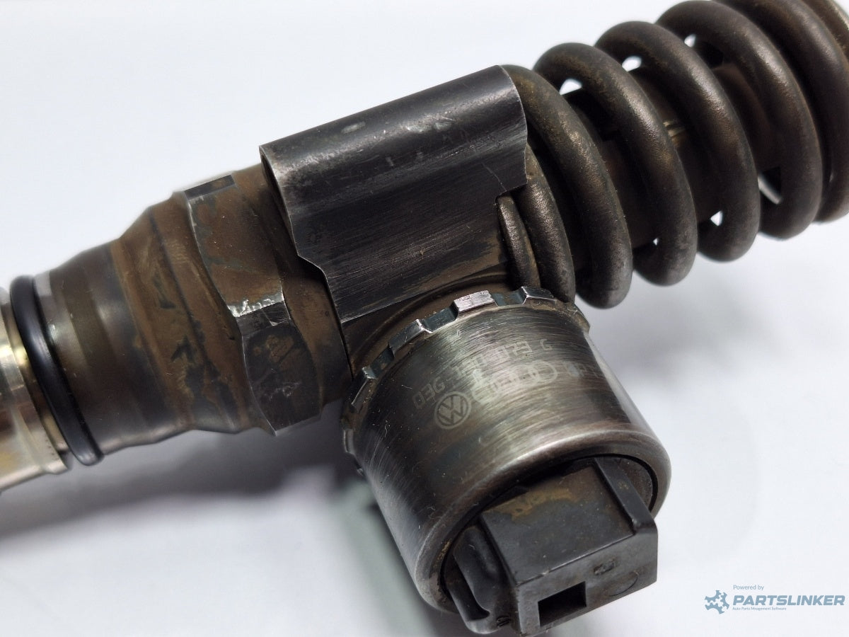 Injector VOLKSWAGEN GOLF V 1K1 2003 - 2009 TDI 16V BKD 03G130073G