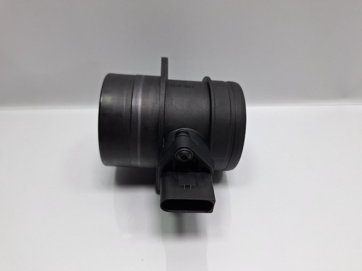 Debitmetru VOLKSWAGEN PASSAT 3C2 2005 - 2010 TDI 16V BKP, CBAB BOSCH 0281002461 074906461B