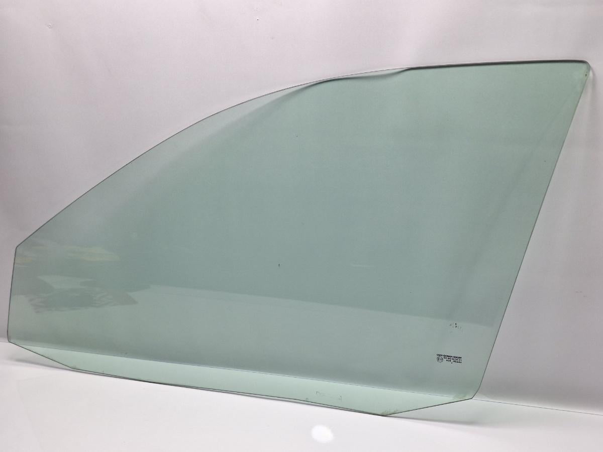 Geam usa stanga fata VOLKSWAGEN GOLF IV 1J1 1997 - 2007 TDI AGR, ALH SAINT-GOBAIN 43R-00344 1J4845201G