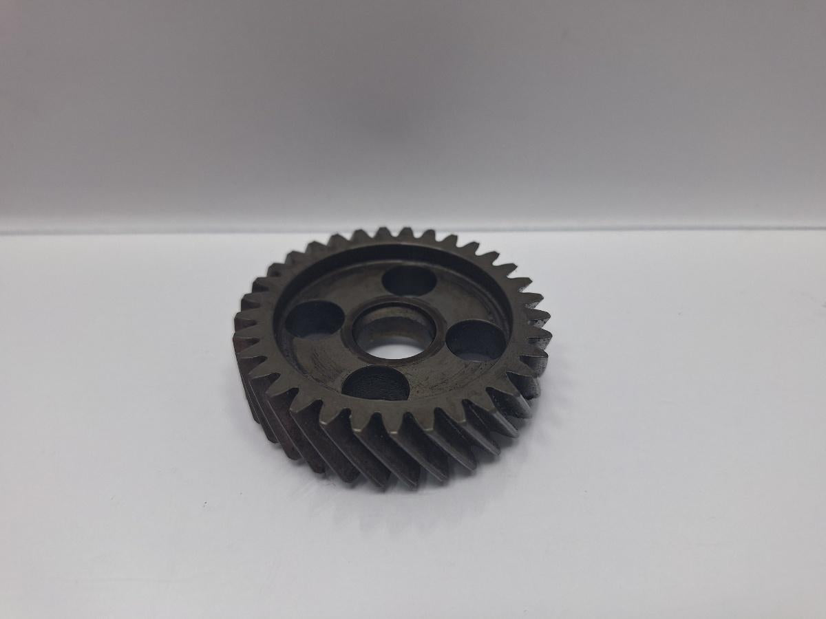 Pinion pompa de ulei VOLKSWAGEN PASSAT 3C2 2005 - 2010 TDI 16V BKP, CBAB 03G103305C