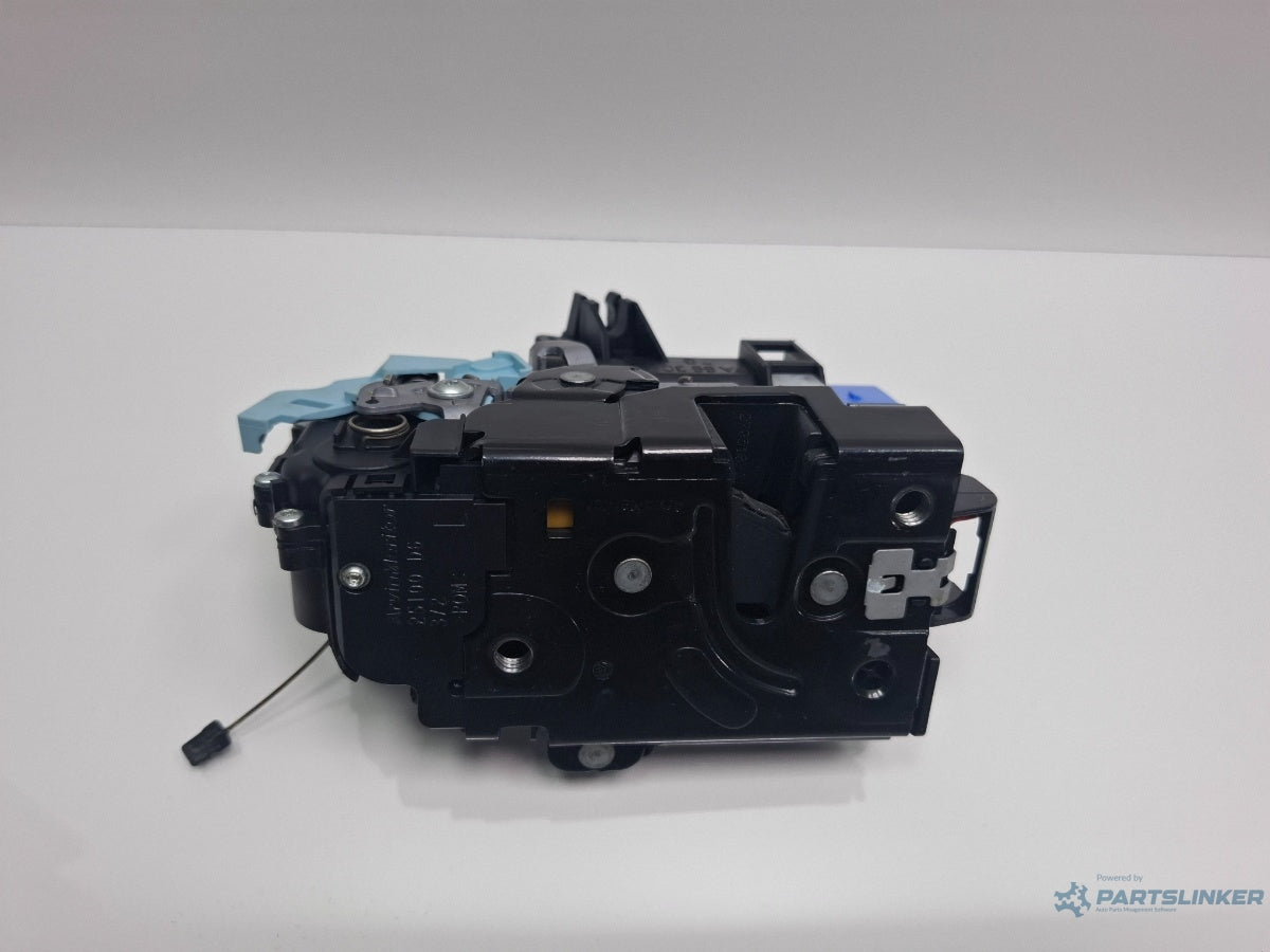 Broasca usa stanga fata VOLKSWAGEN TOURAN 1T1, 1T2 2003 - 2010 TDI BMM 3D1837015AP
