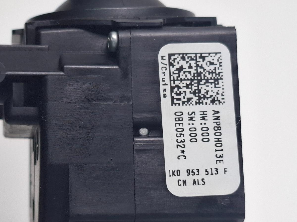 Maneta semnalizare cu tempomat VOLKSWAGEN TOURAN 1T1, 1T2 2003 - 2010 TDI BMM 1K0953513F