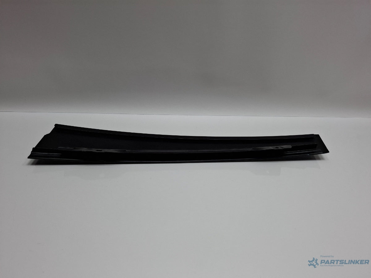 Ornament usa stanga fata VOLKSWAGEN TOURAN 1T1, 1T2 2003 - 2010 TDI BMM 1T0837889