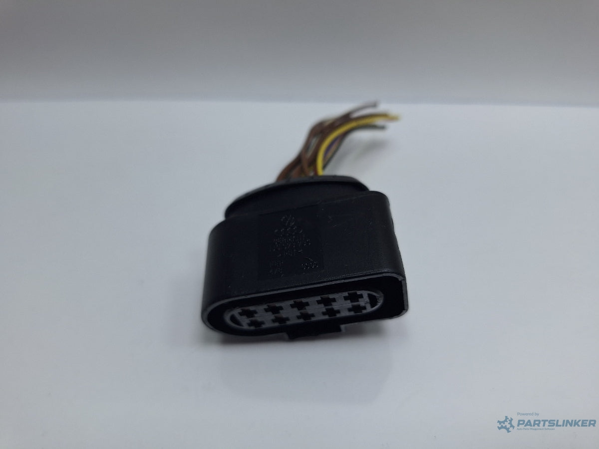 Mufa conector far VOLKSWAGEN TOURAN 1T1, 1T2 2003 - 2010 TDI BMM 1J0973735