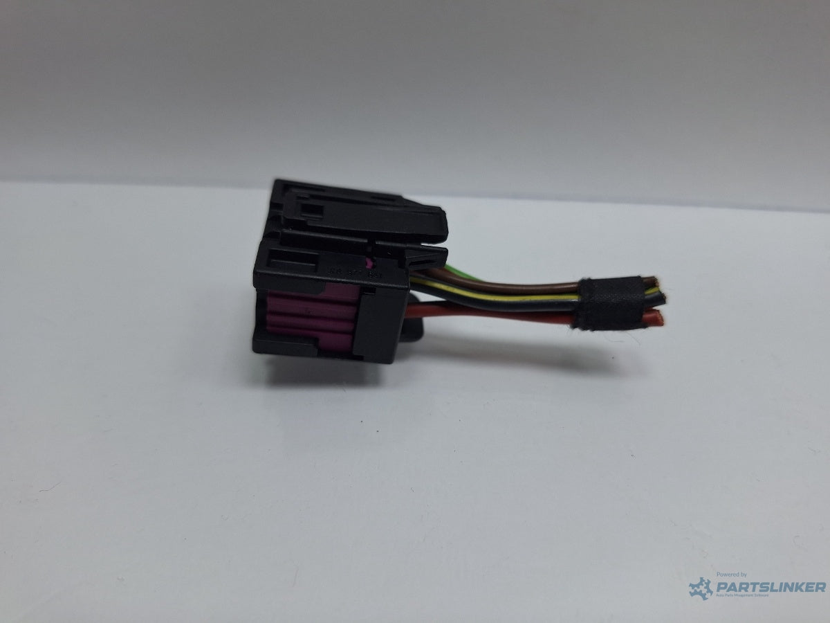 Mufa conector modul de confort VOLKSWAGEN TOURAN 1T1, 1T2 2003 - 2010 TDI BMM 1K0972641