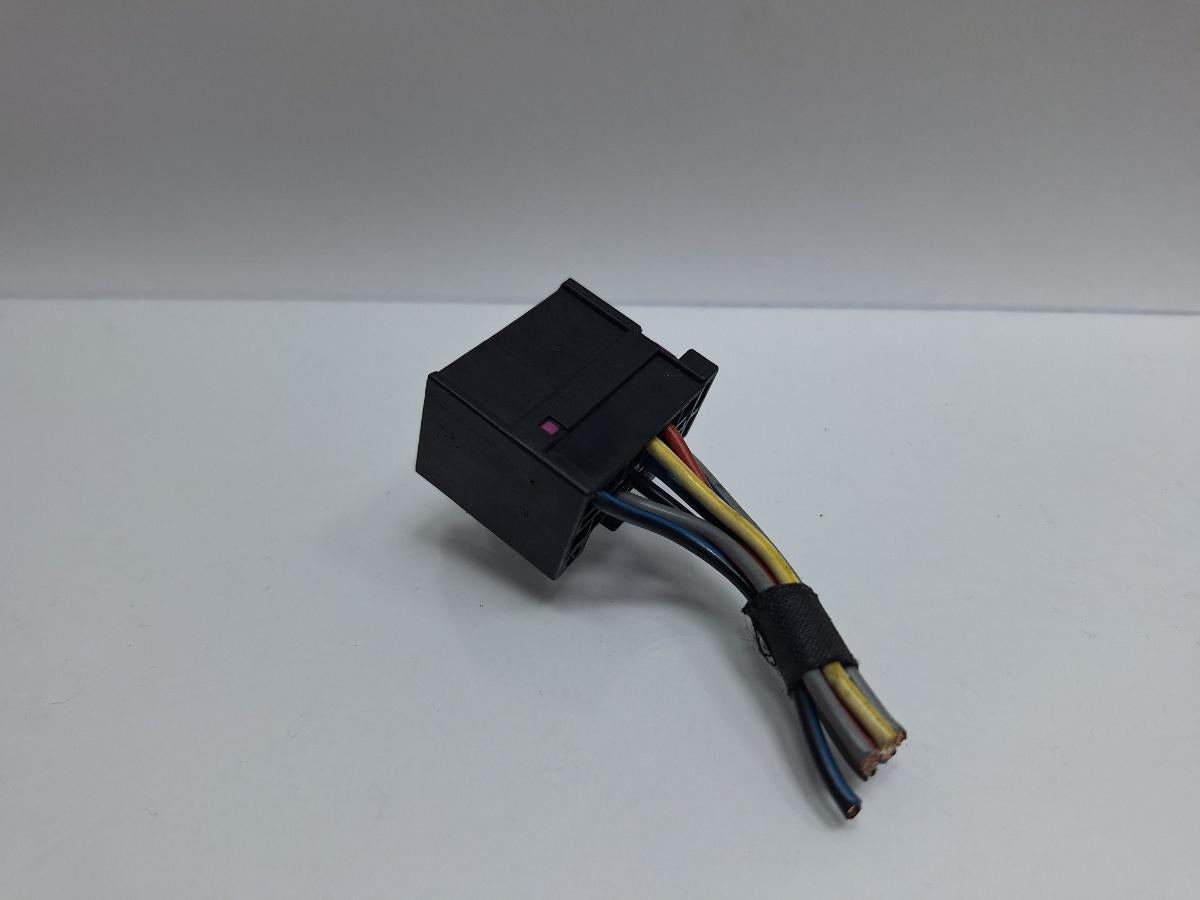 Mufa conector modul de confort VOLKSWAGEN TOURAN 1T1, 1T2 2003 - 2010 TDI BMM 1K0972925