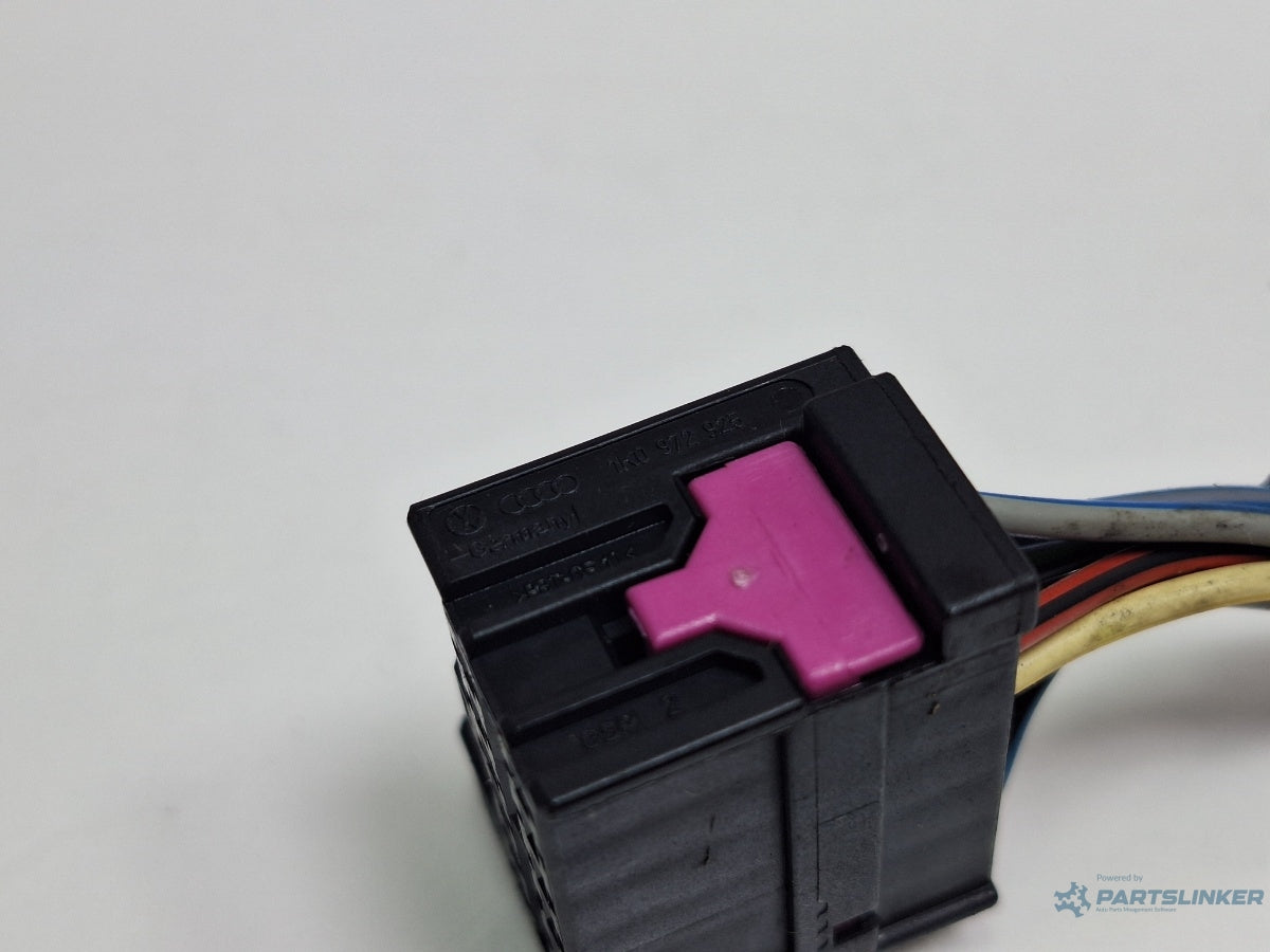 Mufa conector modul de confort VOLKSWAGEN TOURAN 1T1, 1T2 2003 - 2010 TDI BMM 1K0972925