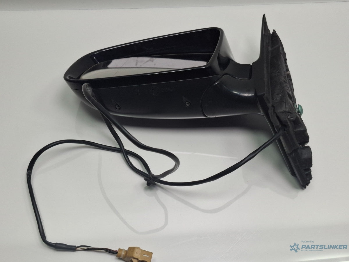 Oglinda stanga AUDI A4 III Avant 8ED, B7 2004 - 2008 TDI BKE, BRB 8E1858531AA