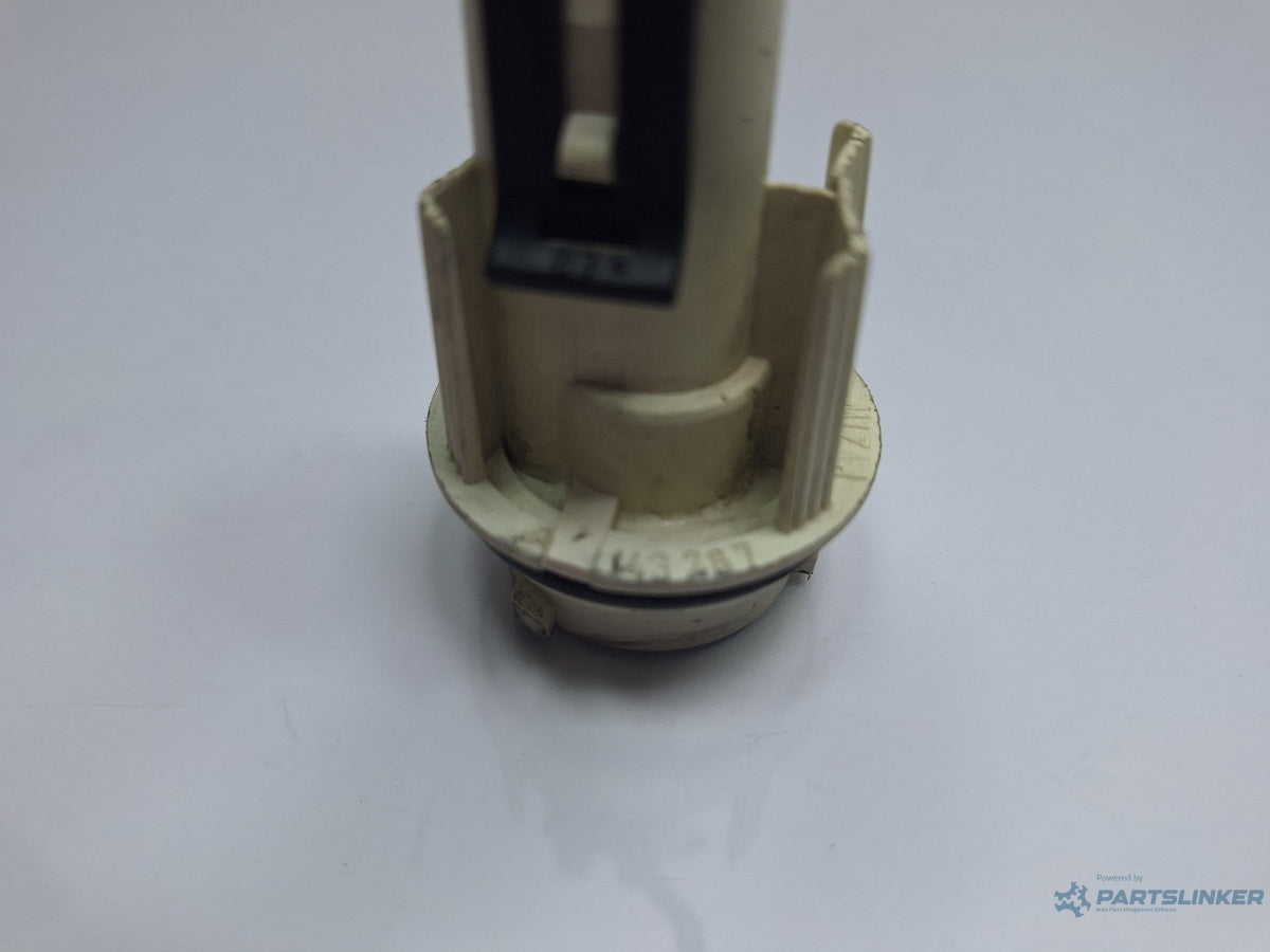 Soclu bec semnalizare AUDI A4 III Avant 8ED, B7 2004 - 2008 TDI BKE, BRB HELLA 143287 8E0953123