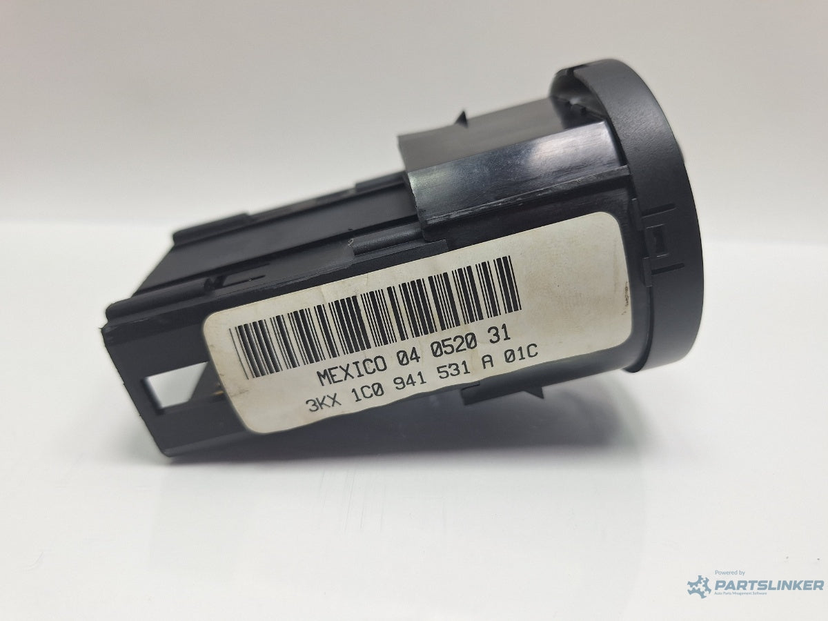 Bloc lumini VOLKSWAGEN PASSAT 3B3 2000 - 2005 1.6 1.6 ALZ 1C0941531A