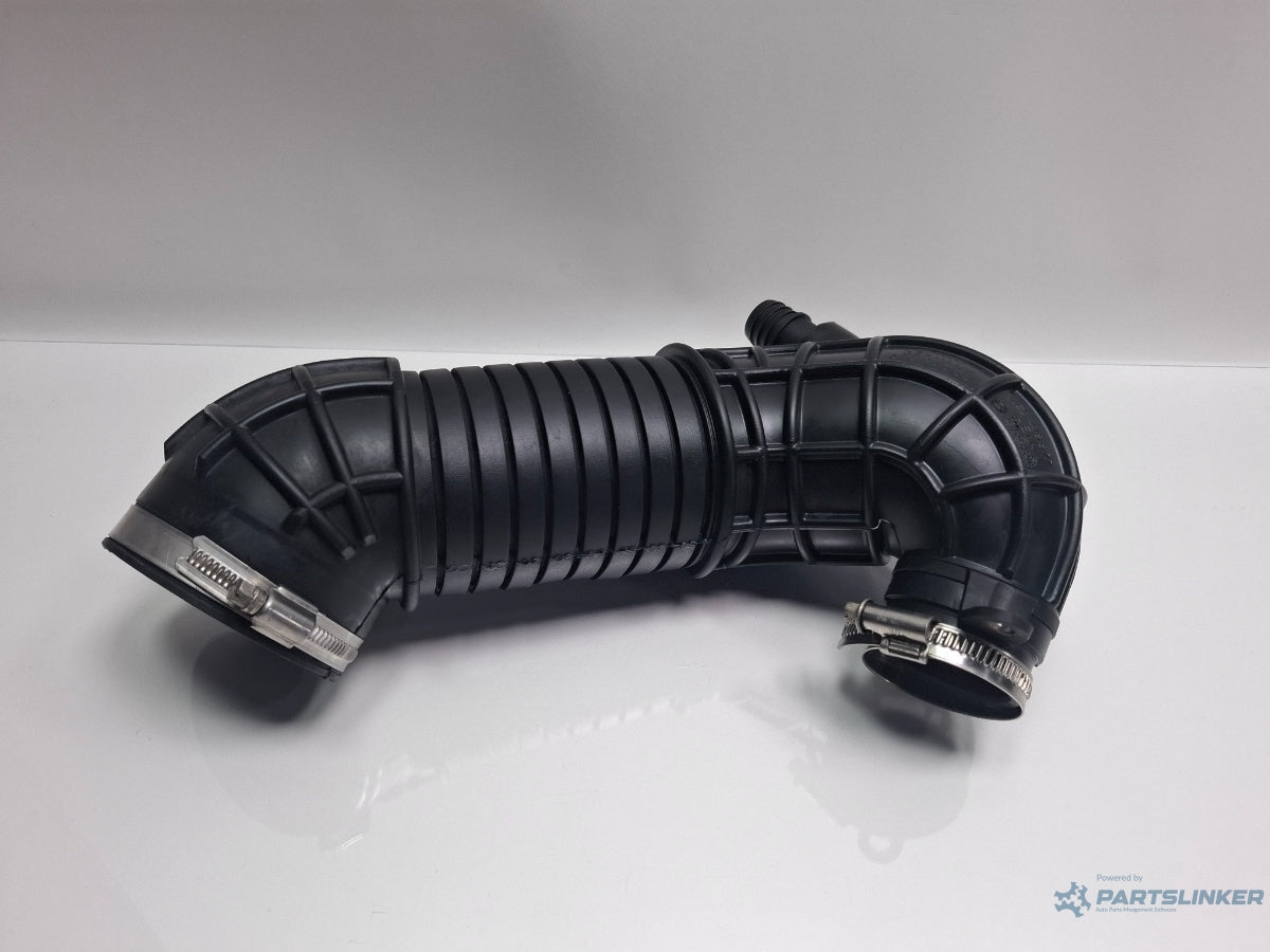 Furtun admisie aer AUDI A4 III Avant 8ED, B7 2004 - 2008 TDI BKE, BRB 8E0129615J