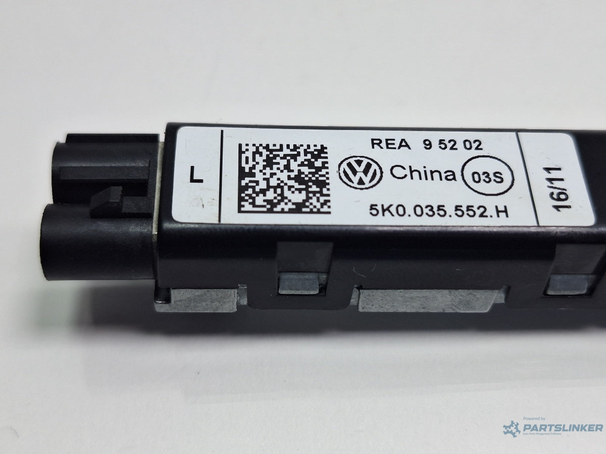 Amplificator antena VOLKSWAGEN GOLF VI 5K1_ 2008 - 2012 TDi BlueMotion CAYC 5K0035552H