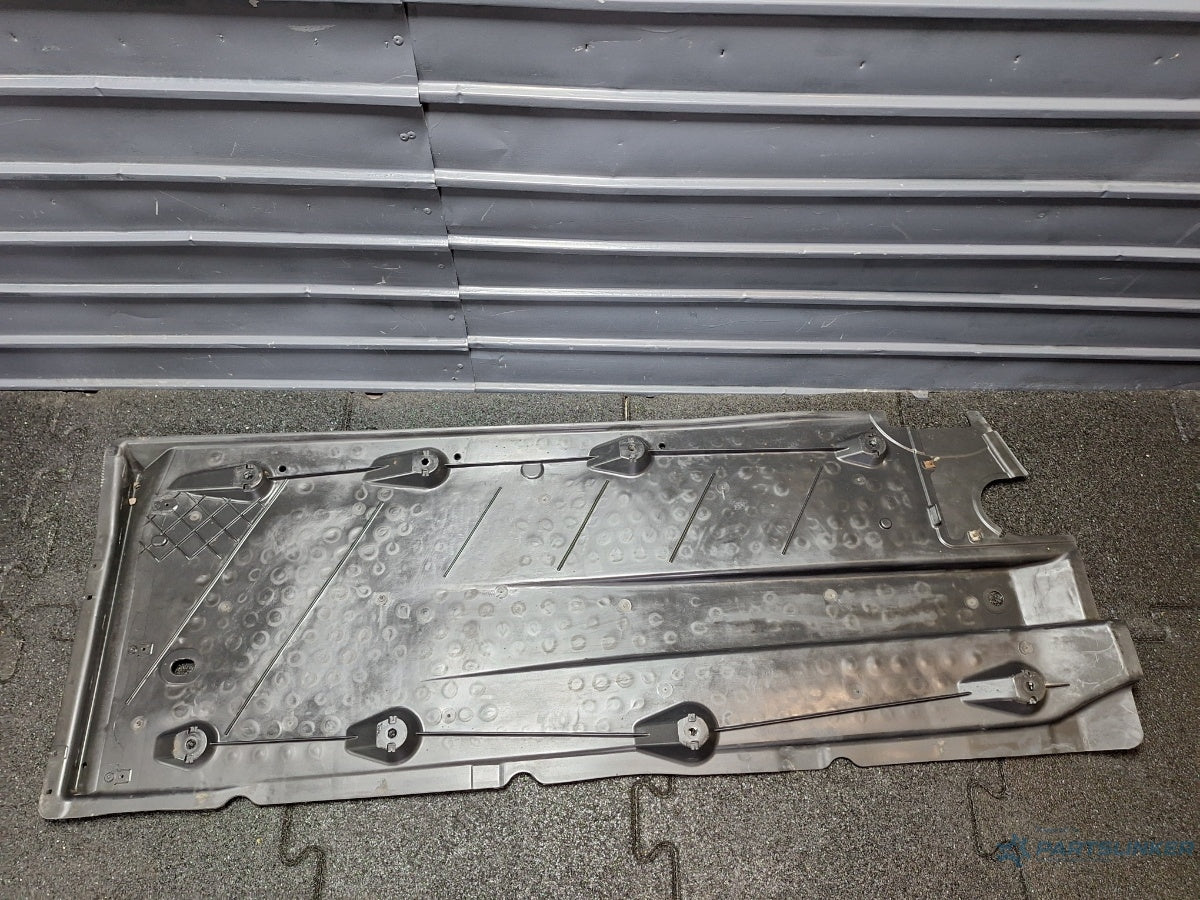 Scut podea stanga VOLKSWAGEN GOLF VI 5K1_ 2008 - 2012 TDi BlueMotion CAYC 1K0825201S