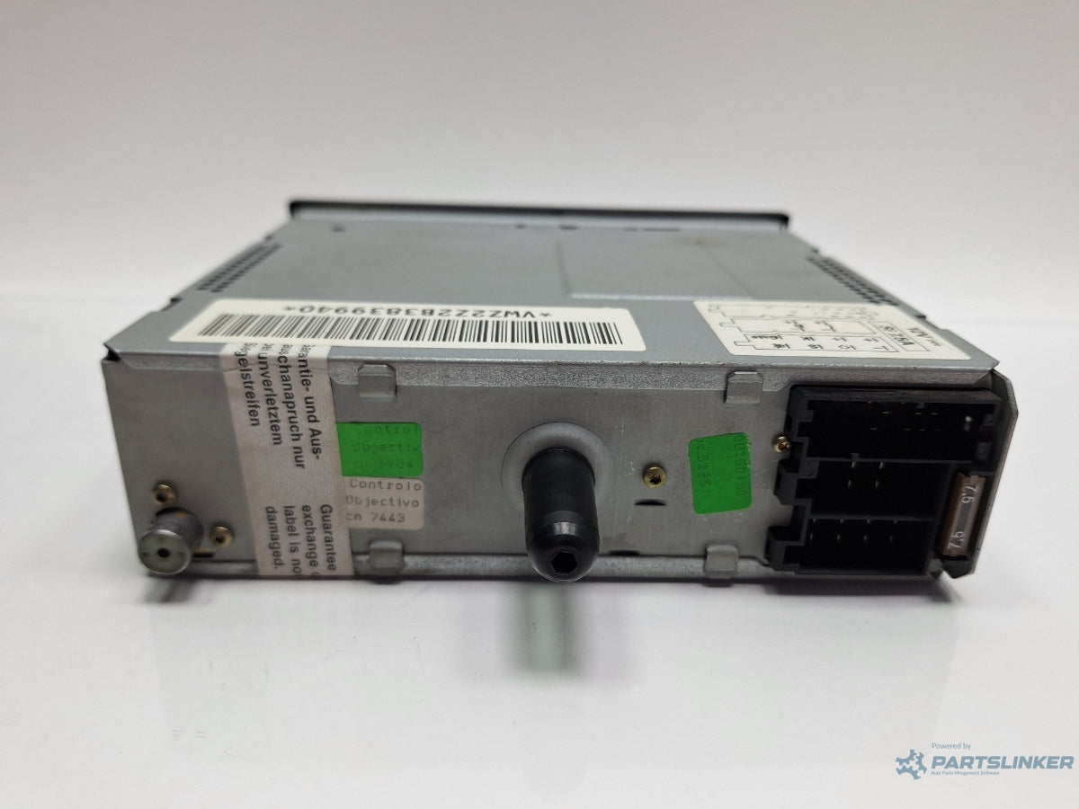 Radio VOLKSWAGEN PASSAT 3B3 2000 - 2005 1.6 1.6 ALZ 1J0035152E