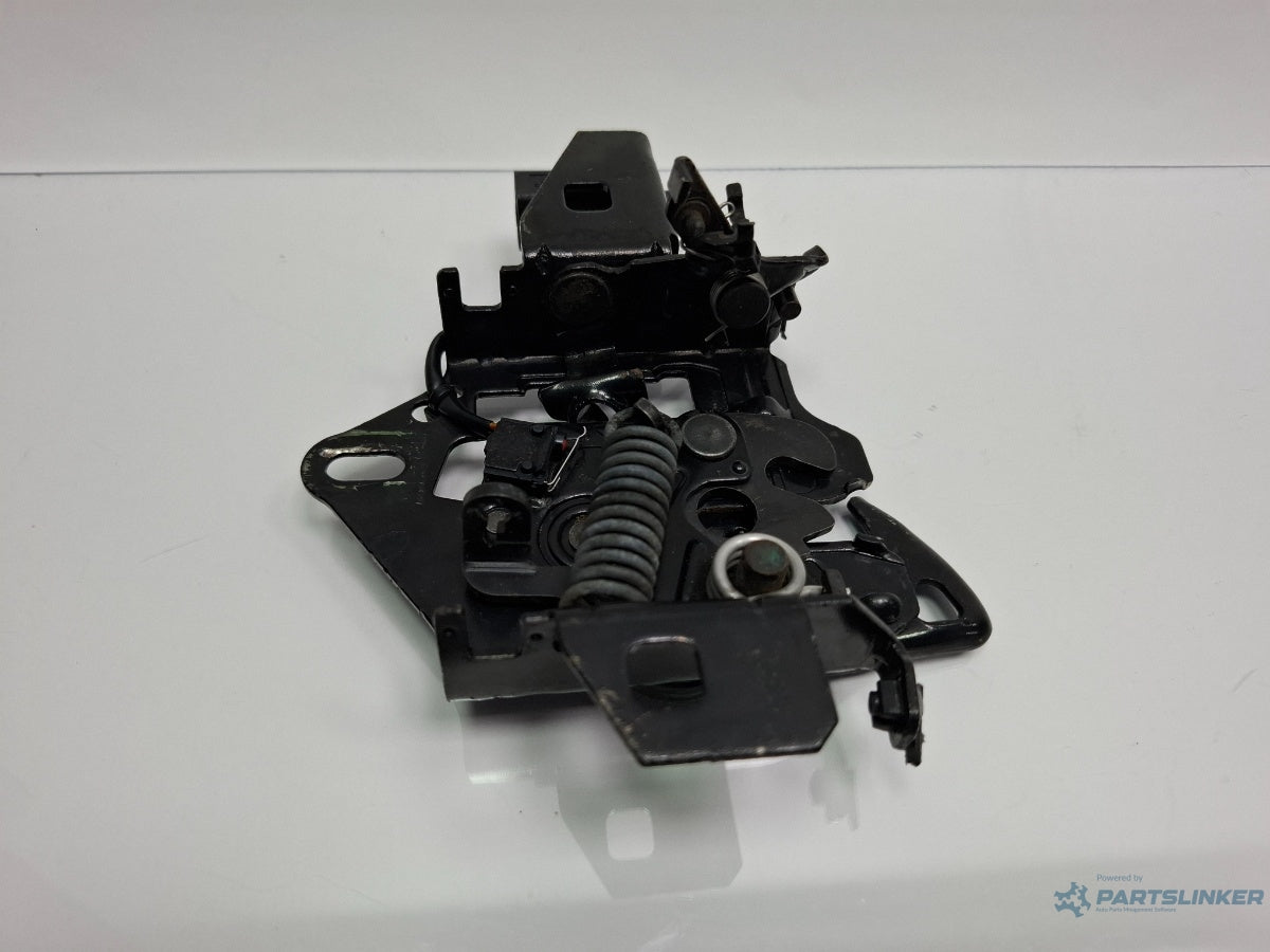 Broasca capota VOLKSWAGEN PASSAT 3B3 2000 - 2005 1.6 1.6 ALZ 3B0823509AB