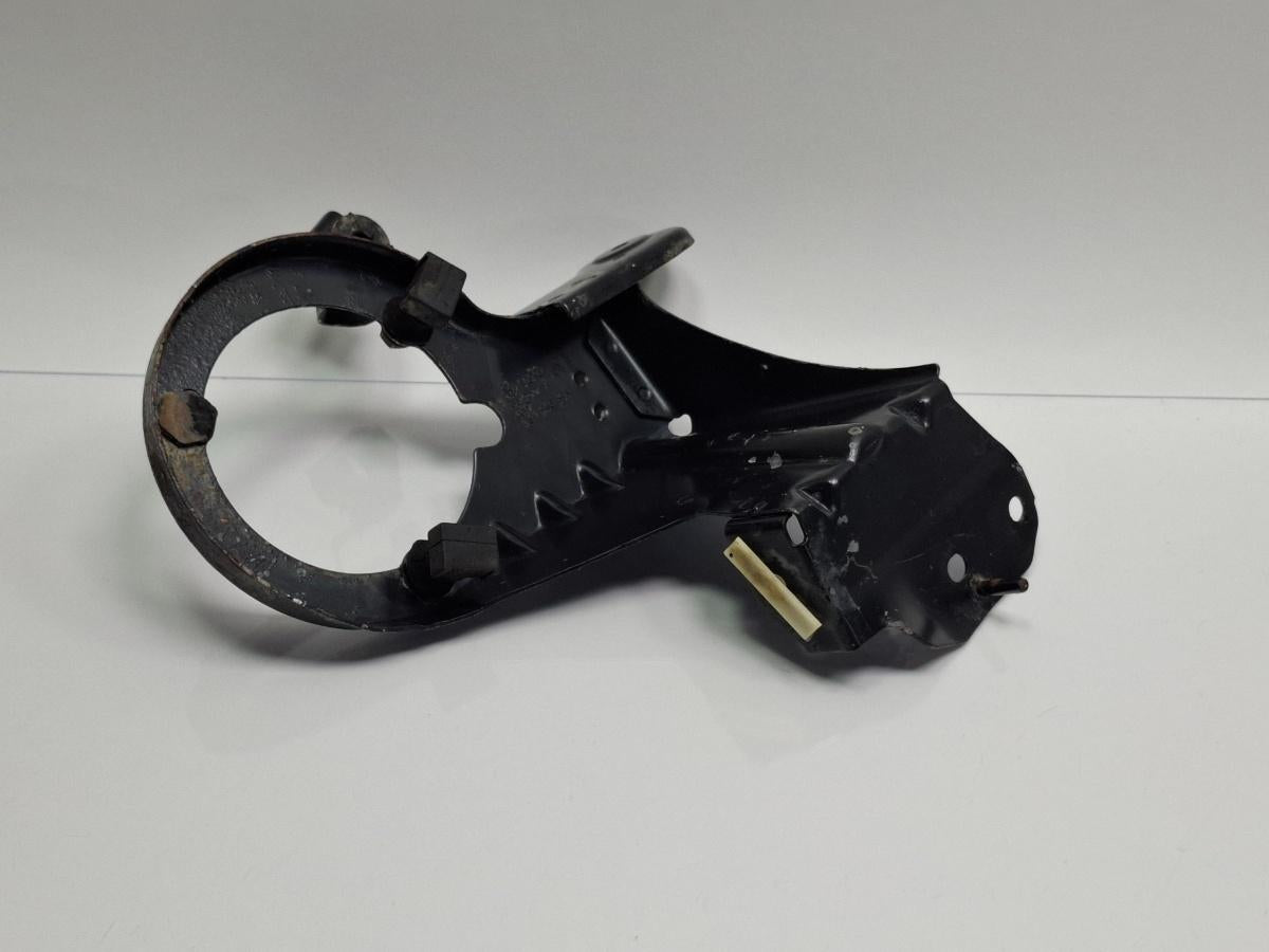 Suport pompa aer secundara VOLKSWAGEN PASSAT 3B3 2000 - 2005 1.6 1.6 ALZ 3B0906615