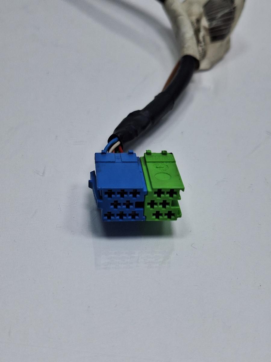 Mufa conector radio VOLKSWAGEN PASSAT 3B3 2000 - 2005 1.6 1.6 ALZ 4A0972643A , 4A0972643B